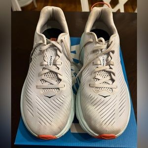 HOKA rincon 3 woman’s running sneakers
